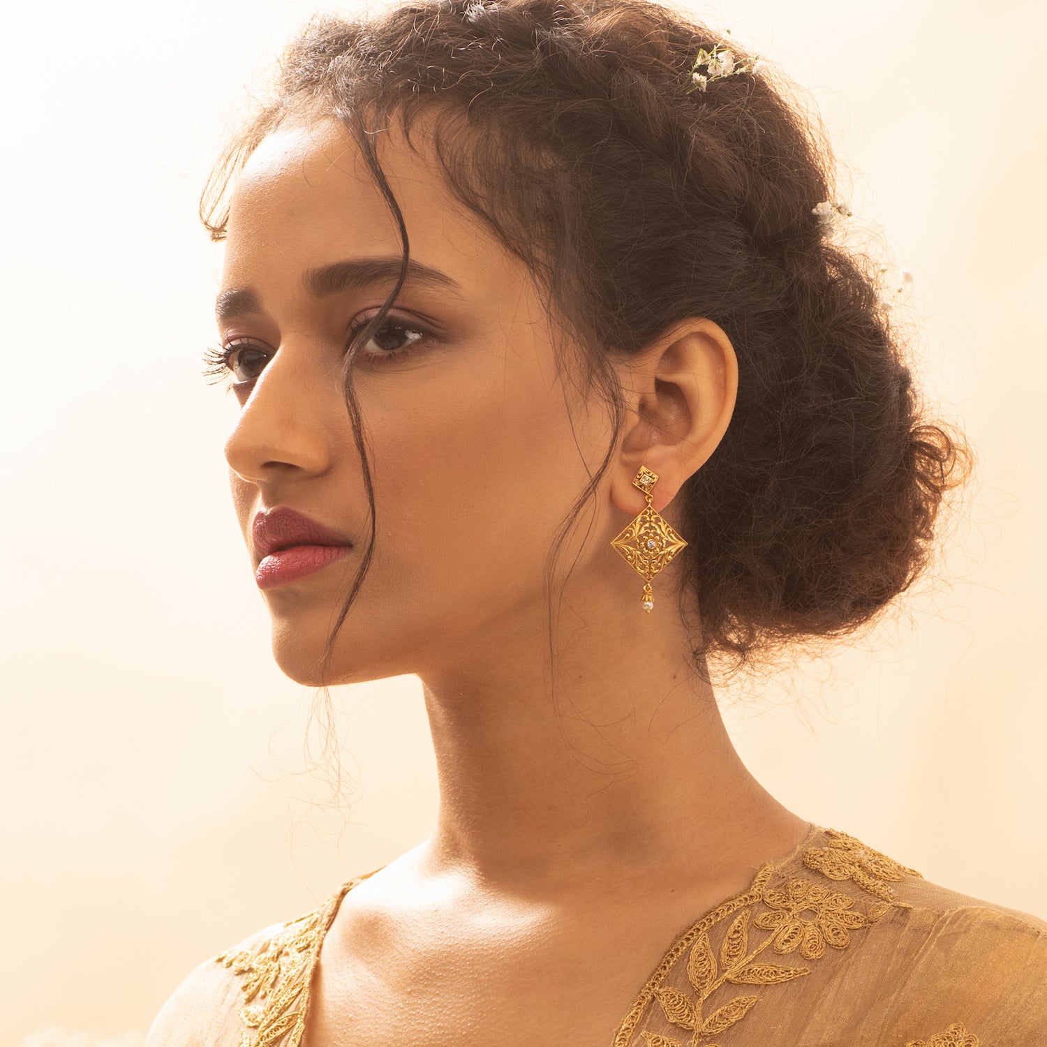 Indian Traditonal bahubali inspired Pearls Ear To Hair Chain Brooch Juda  pin | eBay